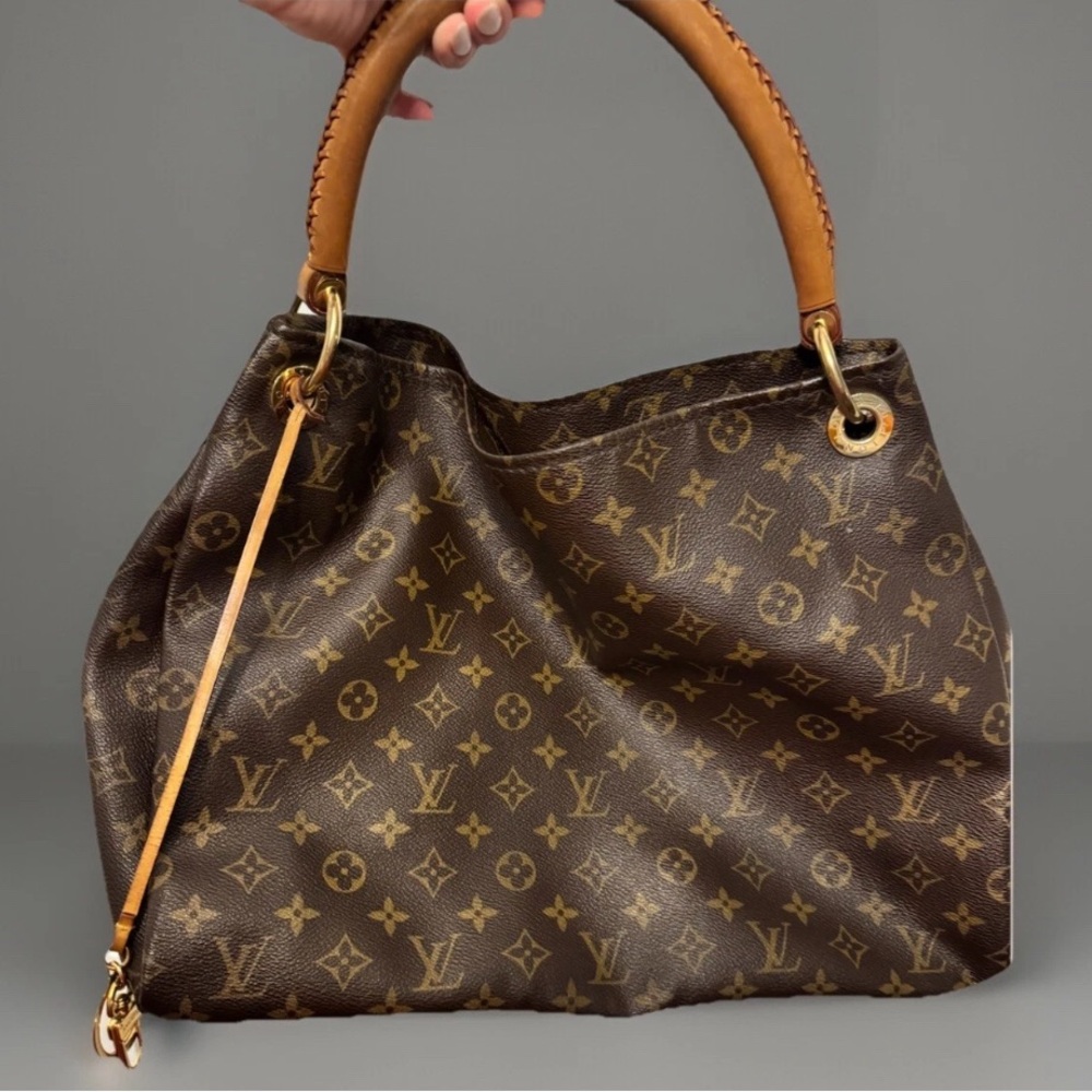 Louis Vuitton Artsy GM Monogram